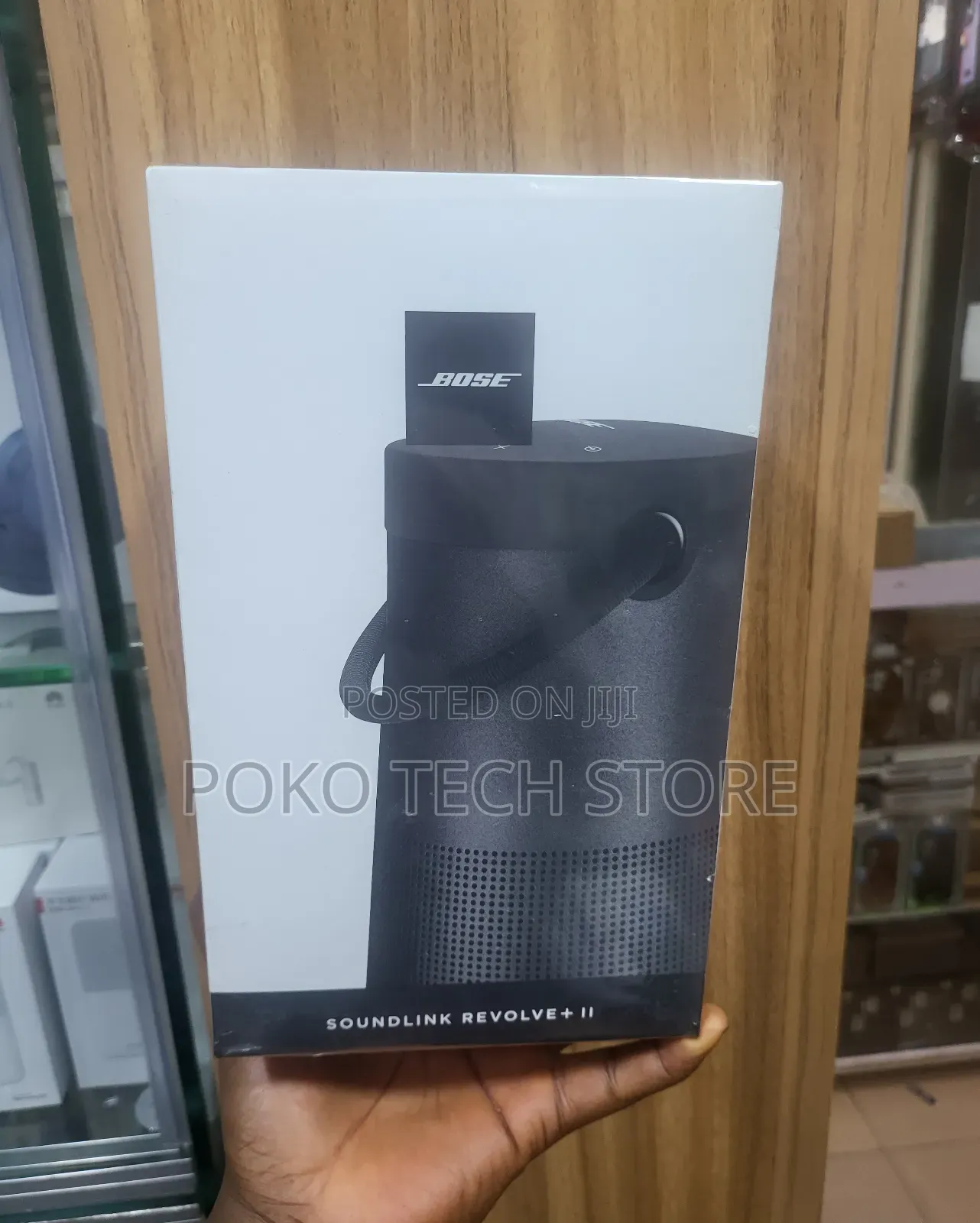 Bose Soundlink Revolve+ (Series Ii) Portable Bluetooth Speaker.