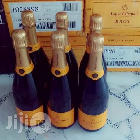 Veuve Cliquot Brut Champagne