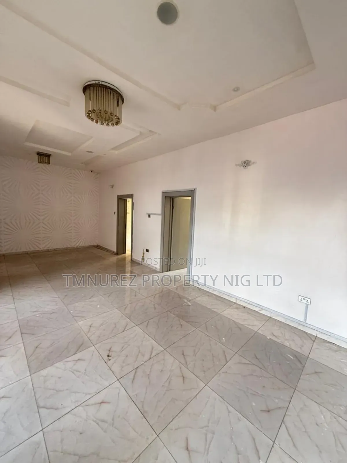 Mini Flat in Ikota for rent