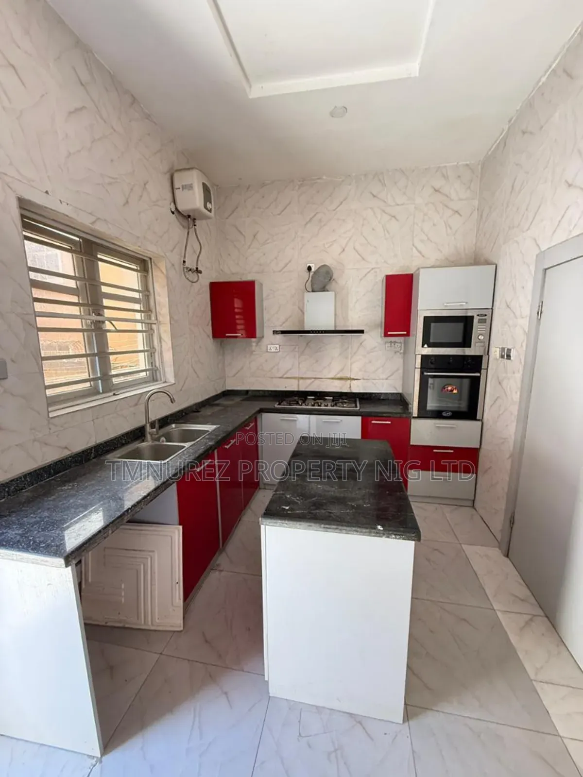 Mini Flat in Ikota for rent