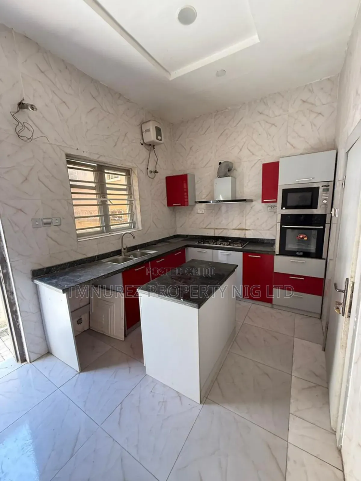 Mini Flat in Ikota for rent