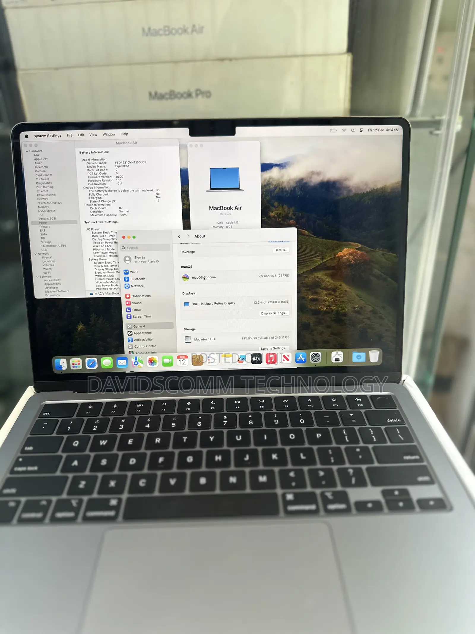 Laptop Apple MacBook Air 2022 M2 8GB Apple M2 SSD 256GB