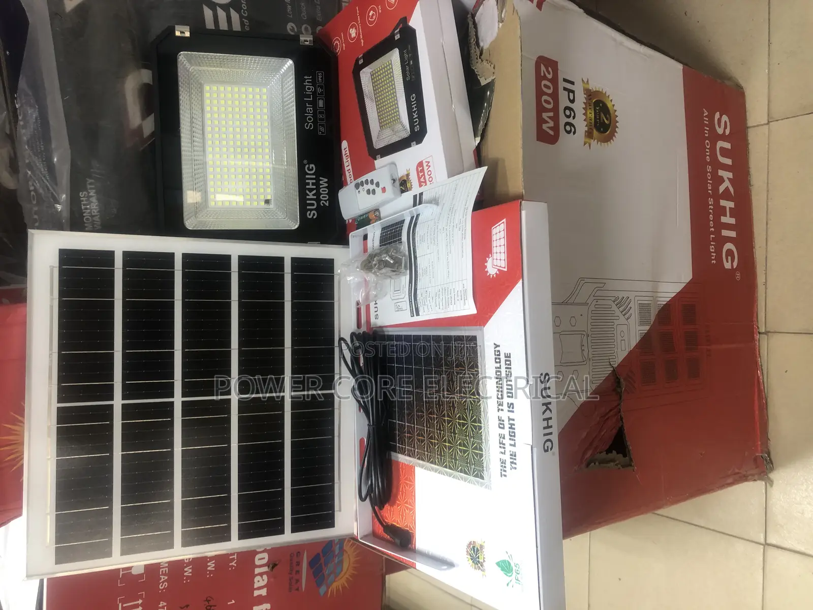 Sukhig 200watts Solar Flood Light