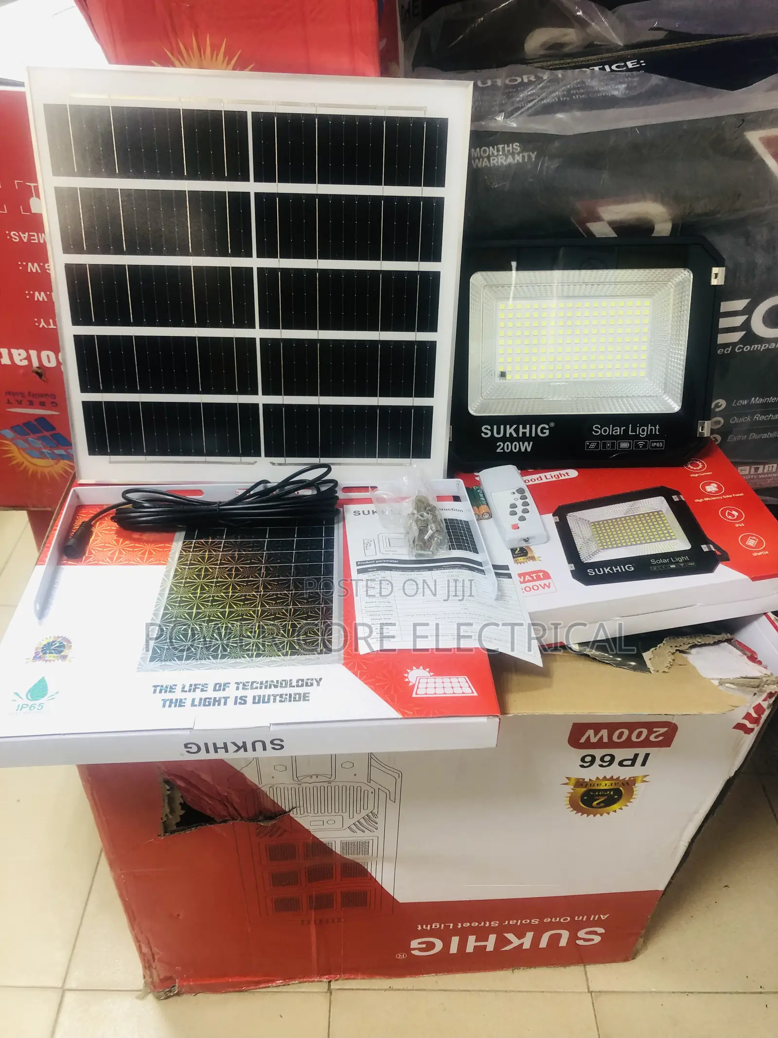 Sukhig 200watts Solar Flood Light