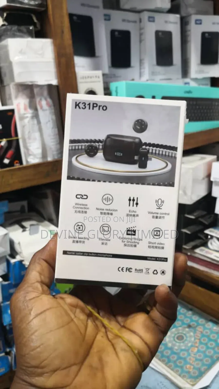 Pro 2.4g Wireless Collar Clip Microphone With Charging Case