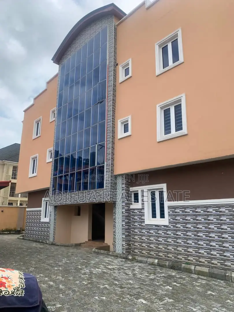 20bdrm Apartment in Adifua Realestate, Dawaki for sale