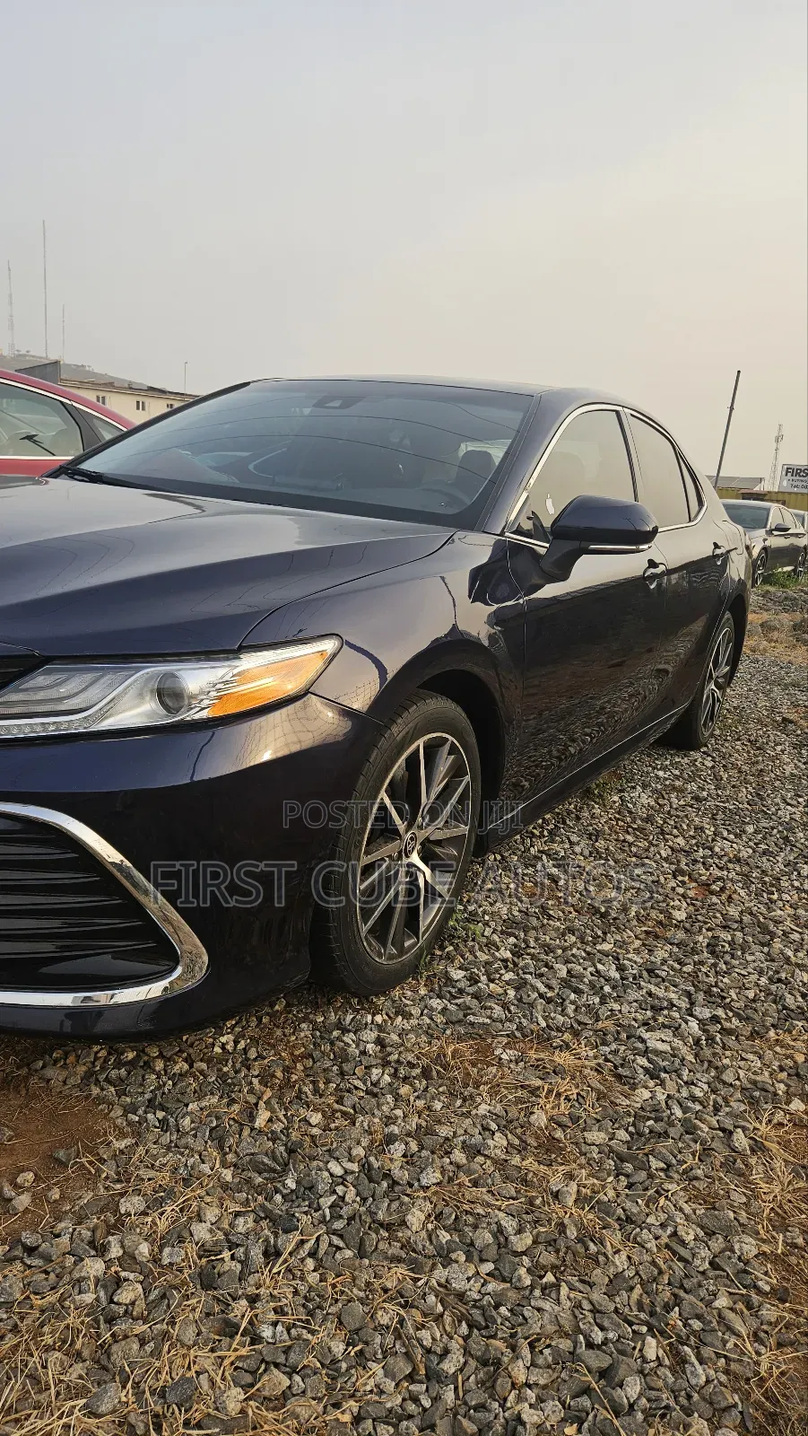 Toyota Camry XLE 2021 Blue