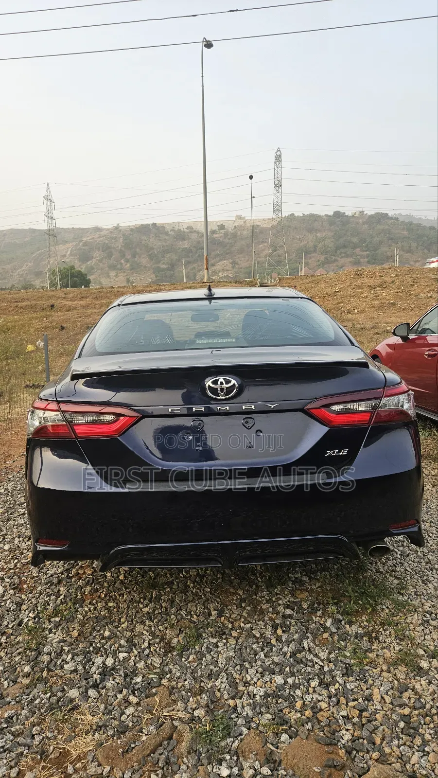 Toyota Camry XLE 2021 Blue