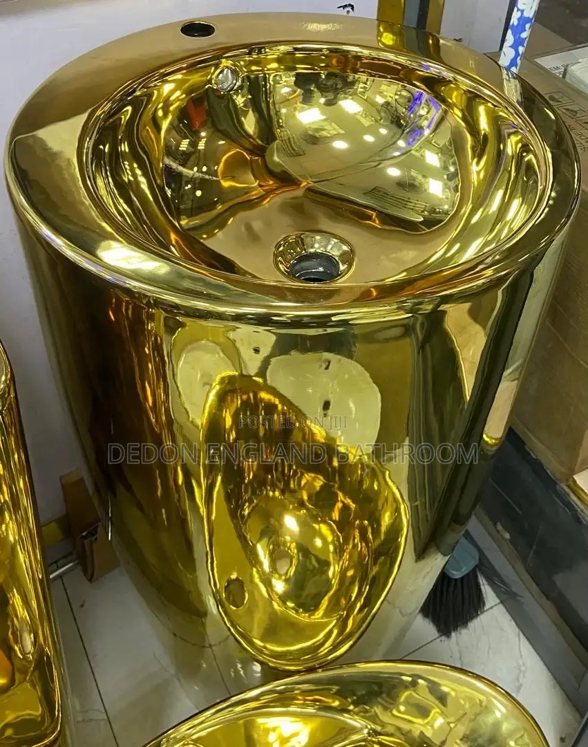Golden Stand Free Washing Hand Basin