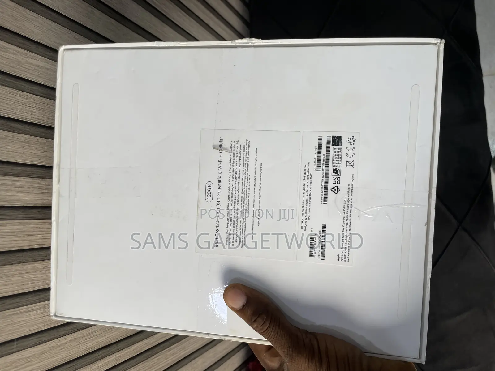 Apple iPad Pro (2022) 128 GB Gray