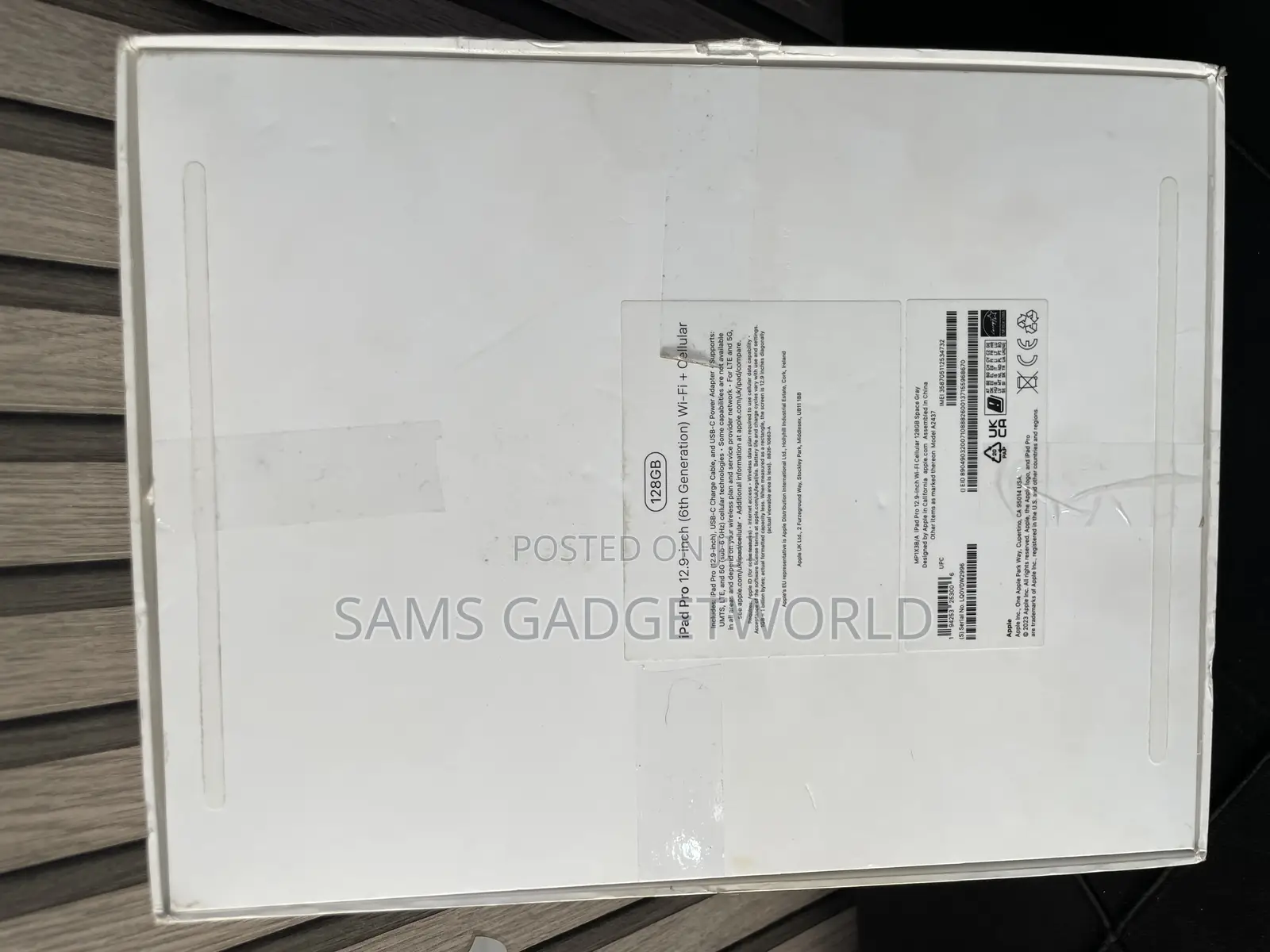 Apple iPad Pro (2022) 128 GB Gray