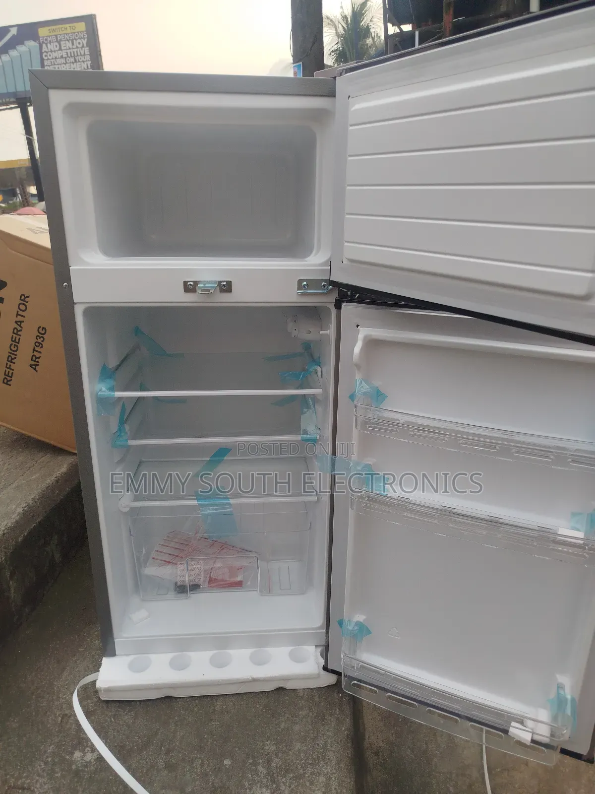 Aeon Freezer/ Fridge Refrigerator