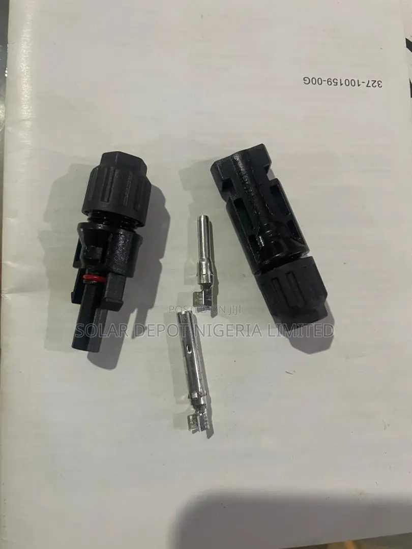 Mc4 Male And Female Connectors