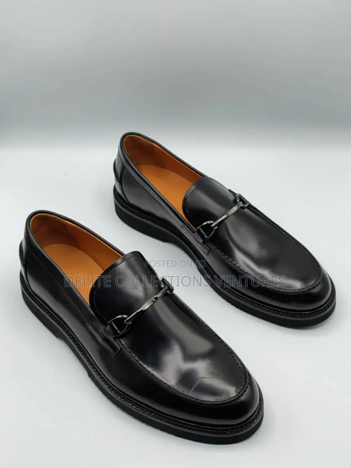 Series of Itailian Shoes Plus Valentino