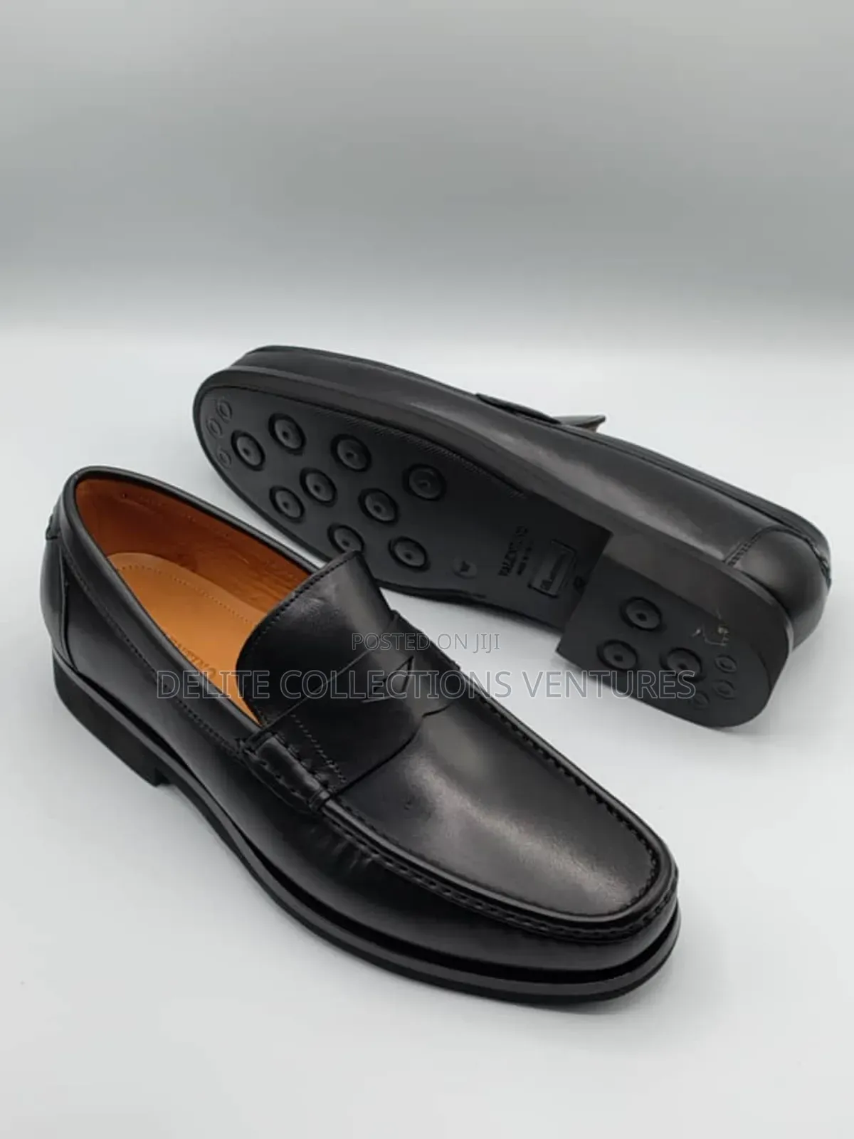 Series of Itailian Shoes Plus Valentino