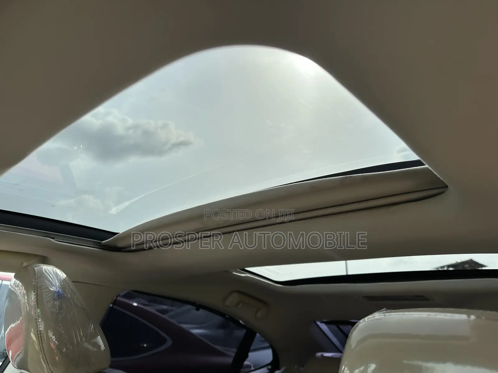 Lexus ES 350 FWD 2013 White