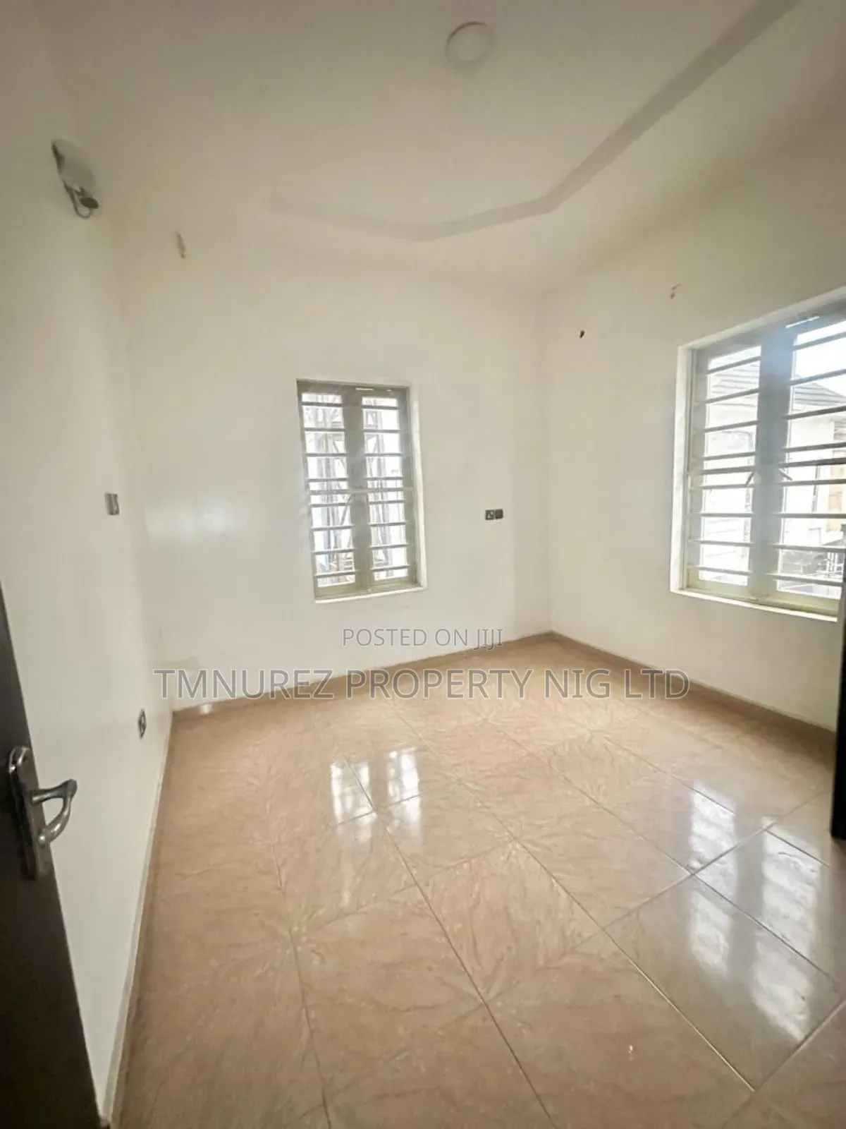 1bdrm Apartment in Idado, Agungi for rent
