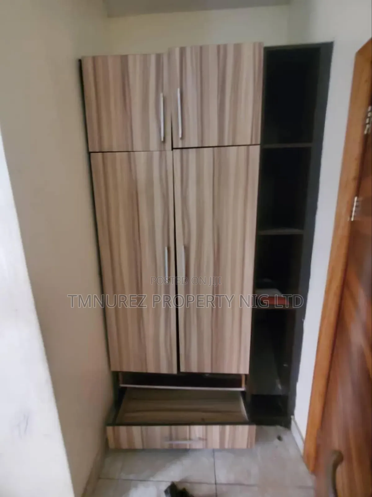 Studio Apartment in Agungi for rent