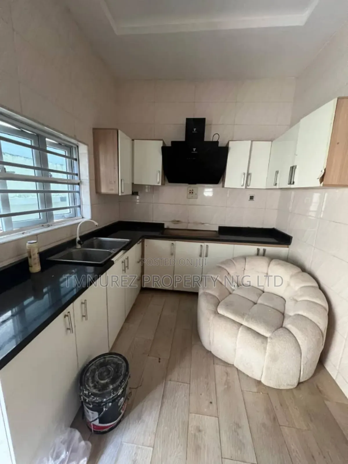 Studio Apartment in Bera Estate, Chevron for rent