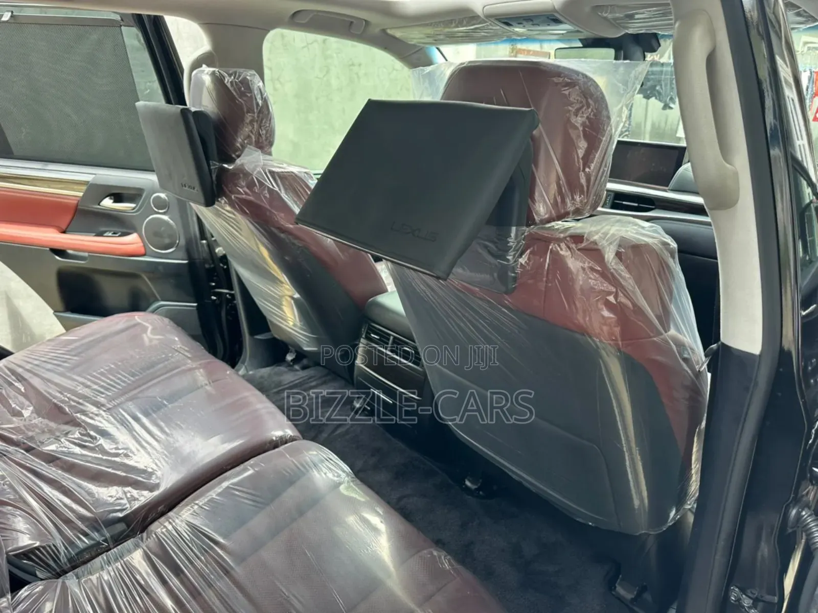 Lexus LX 570 (5 seats) AWD 2021 Black