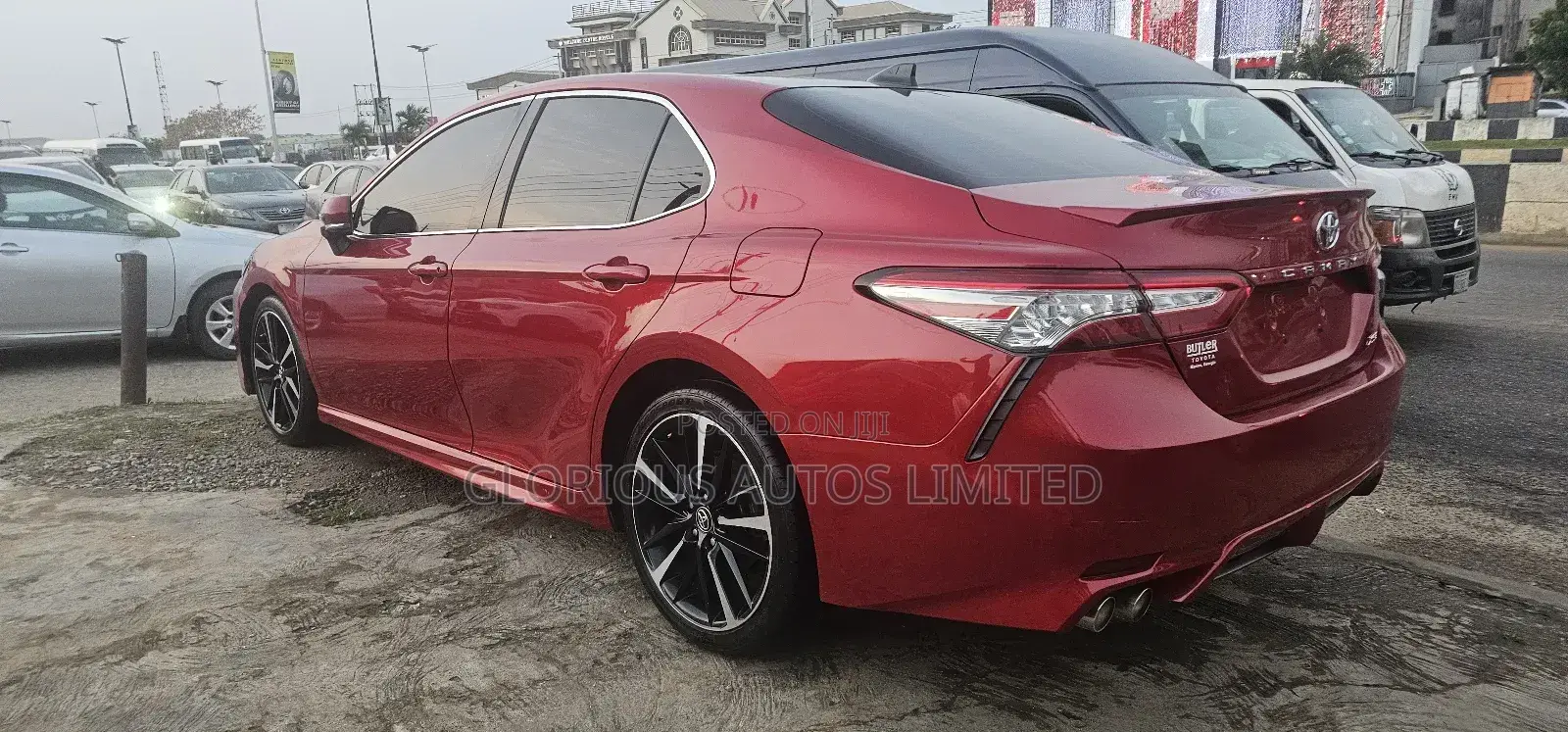 Toyota Camry XSE (2.5L 4cyl 8A) 2019 Red