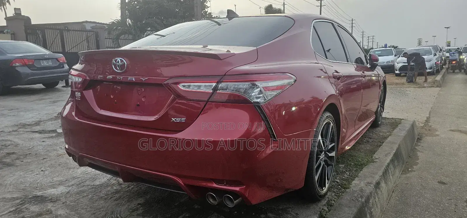 Toyota Camry XSE (2.5L 4cyl 8A) 2019 Red