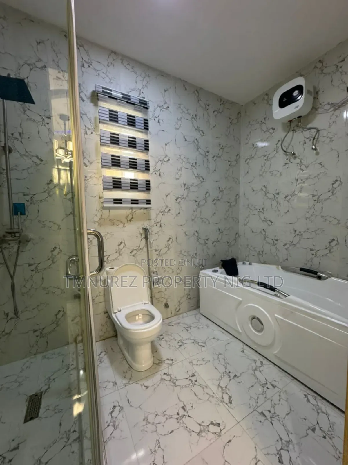 4bdrm Duplex in Conservation, Chevron for rent