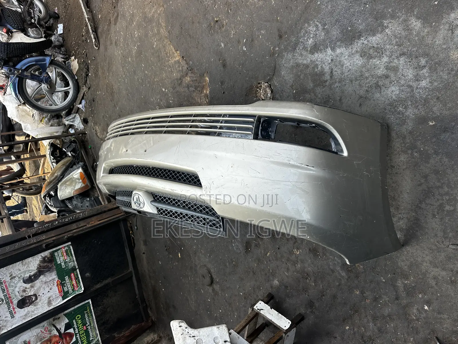 Complete Tokunbo Front Bumper Sienna 2004-05