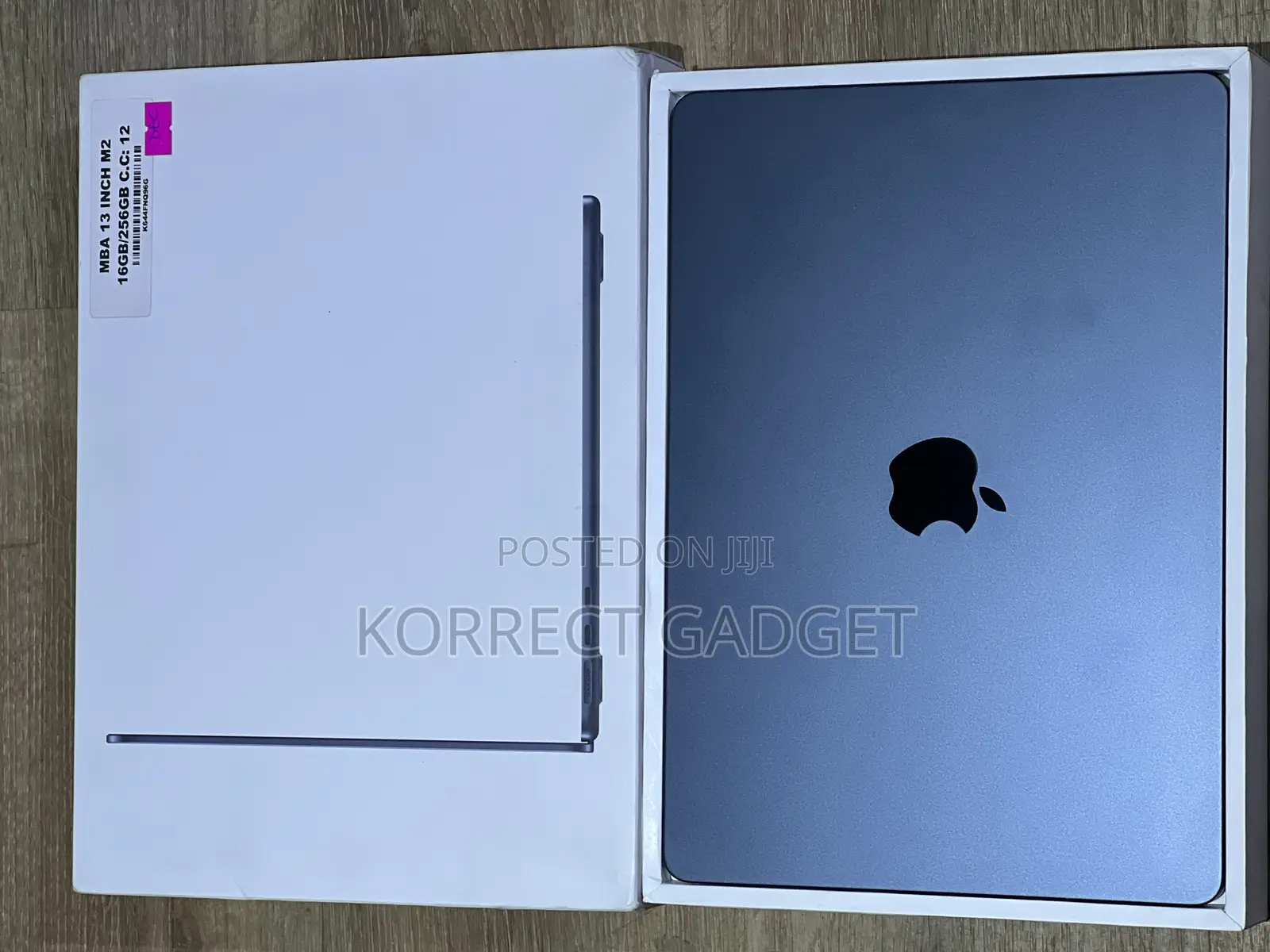 Laptop Apple MacBook Air 2022 M2 16GB Apple M2 SSD 256GB
