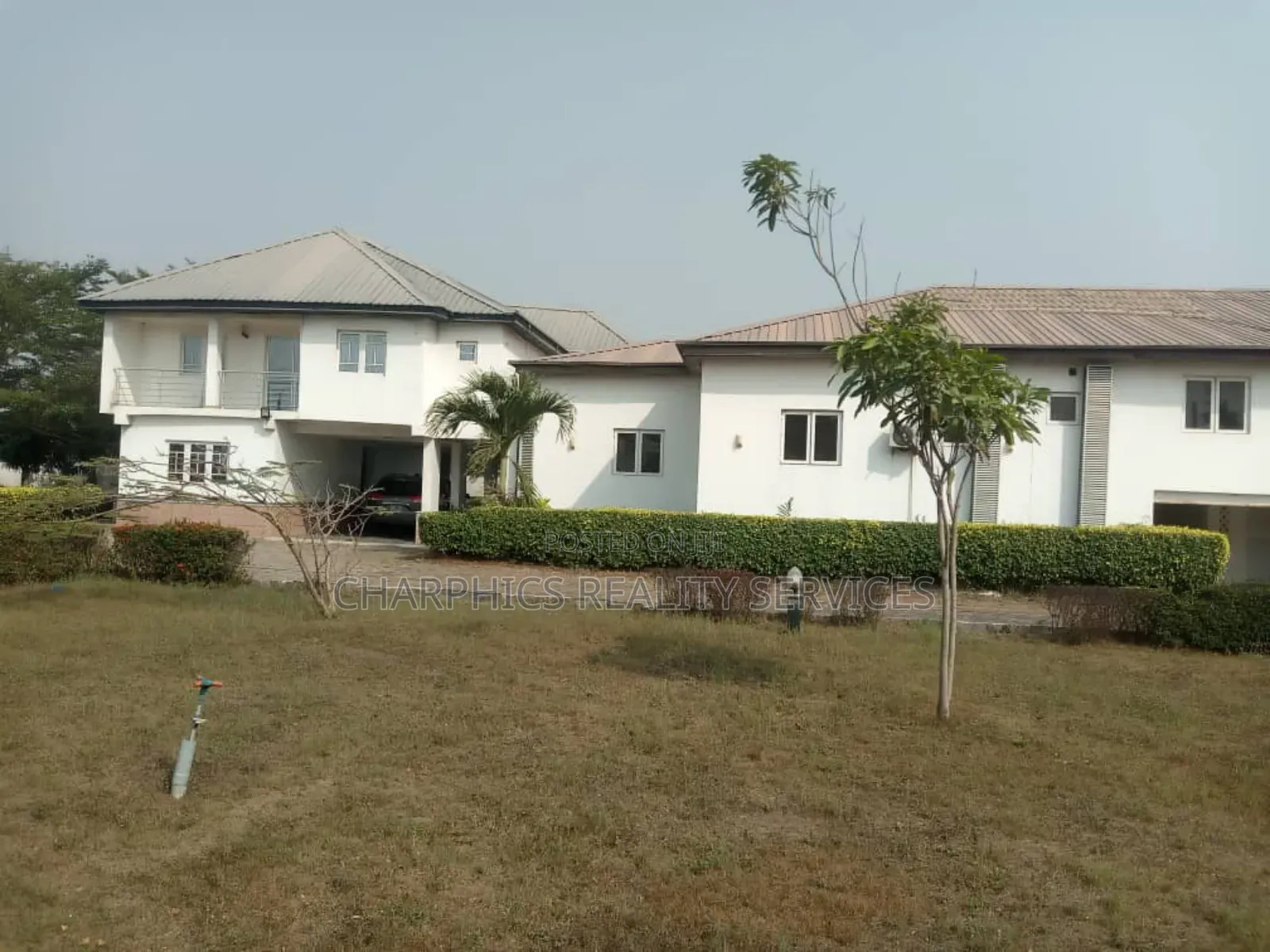 8bdrm Duplex in Ibeju for sale
