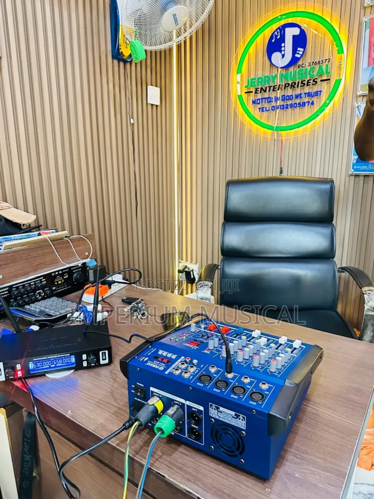 2channel Mixer Powered Amplifier