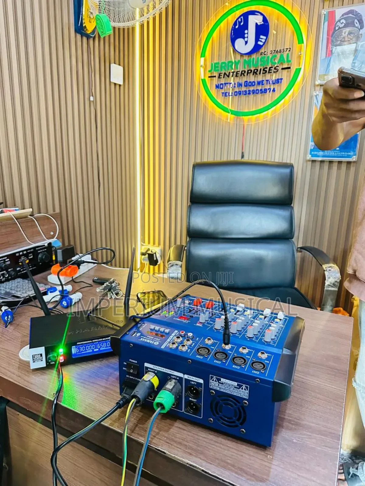 2channel Mixer Powered Amplifier