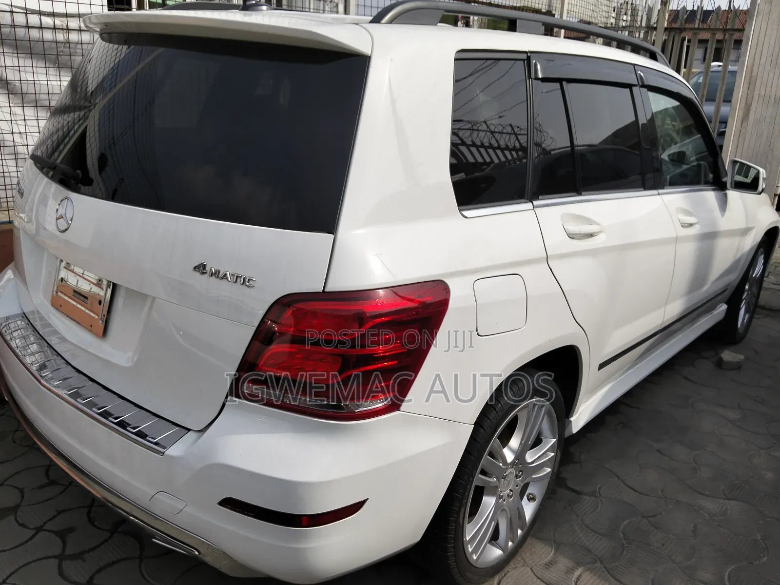 Mercedes-Benz GLK-Class 350 4MATIC 2013 White