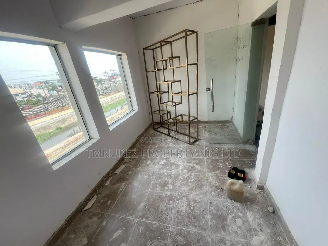 Shop for Rent Lekki Phase1