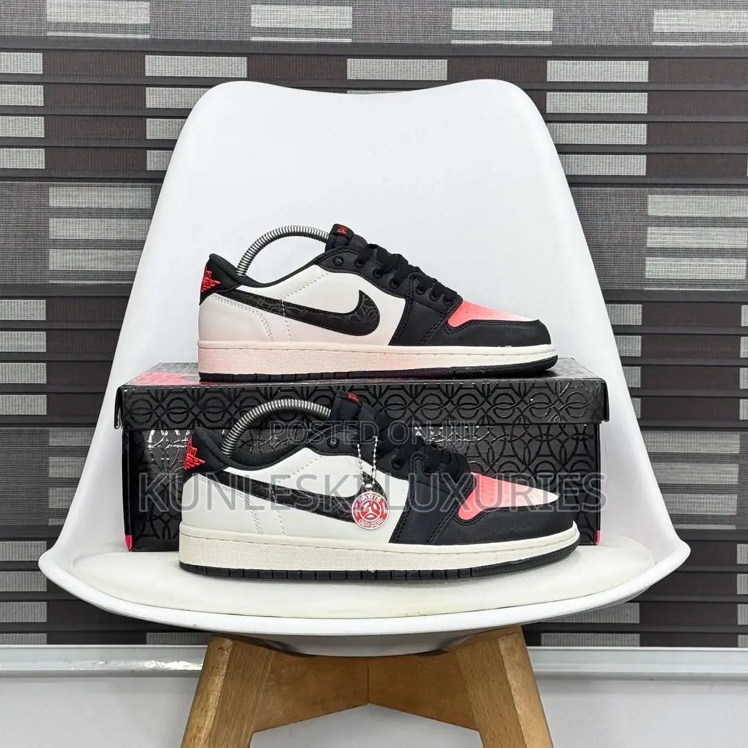 Paris Saint German (Psg) X Air Jordan 1 Low Retro Og Sneakers