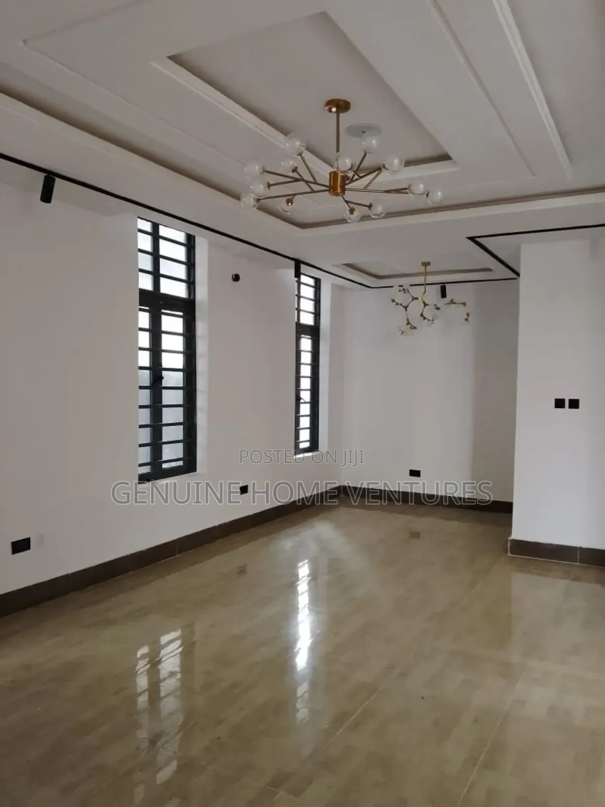 5bdrm Duplex in Lekki Phase 1 for sale