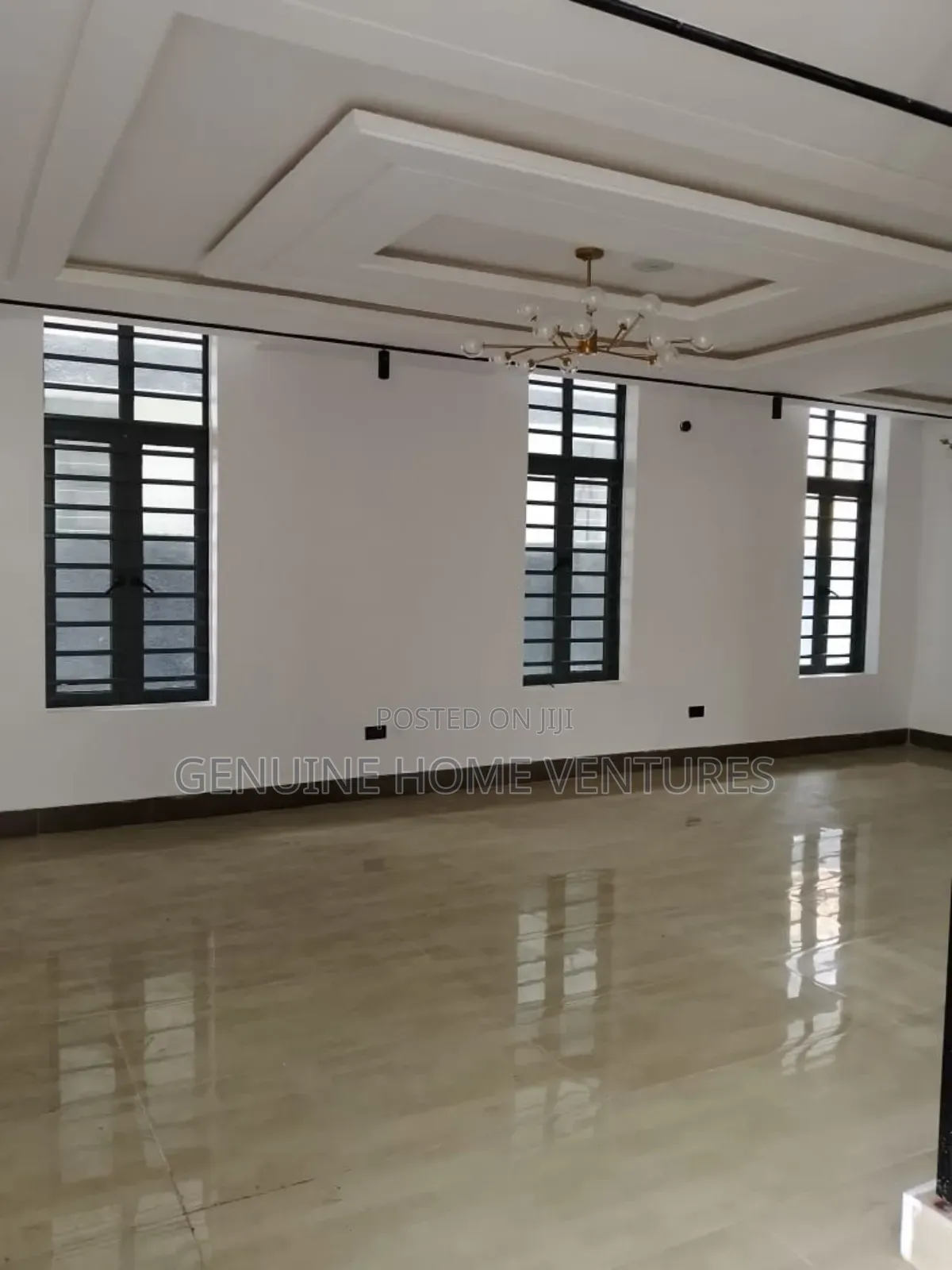 5bdrm Duplex in Lekki Phase 1 for sale