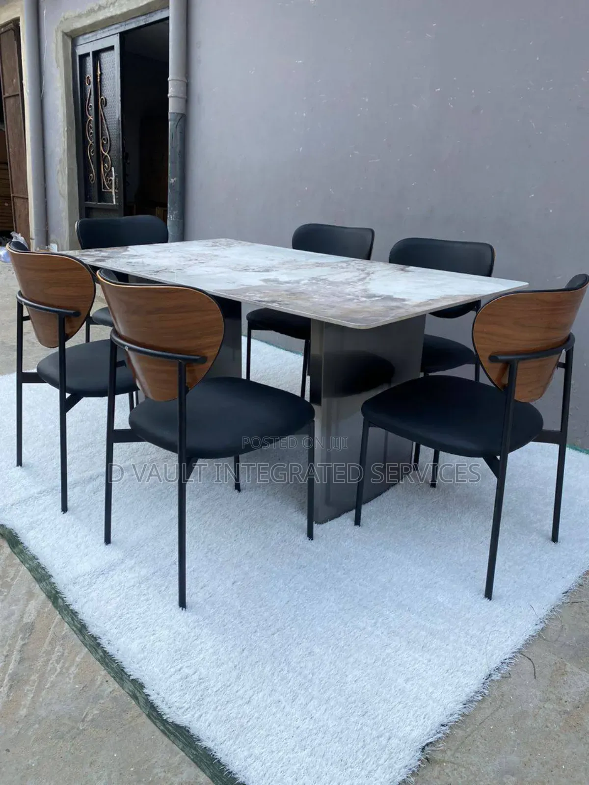 7 Seater Classic Marble Dining