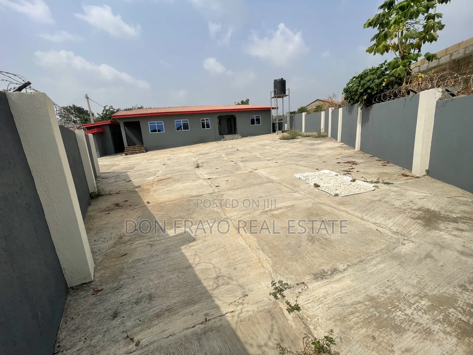 3bdrm Block of Flats in Near Awotan Apete, Ibadan for sale
