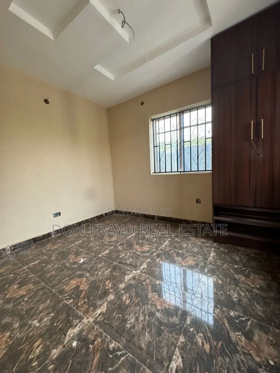 3bdrm Block of Flats in Awotan Apete Area, Ibadan for sale