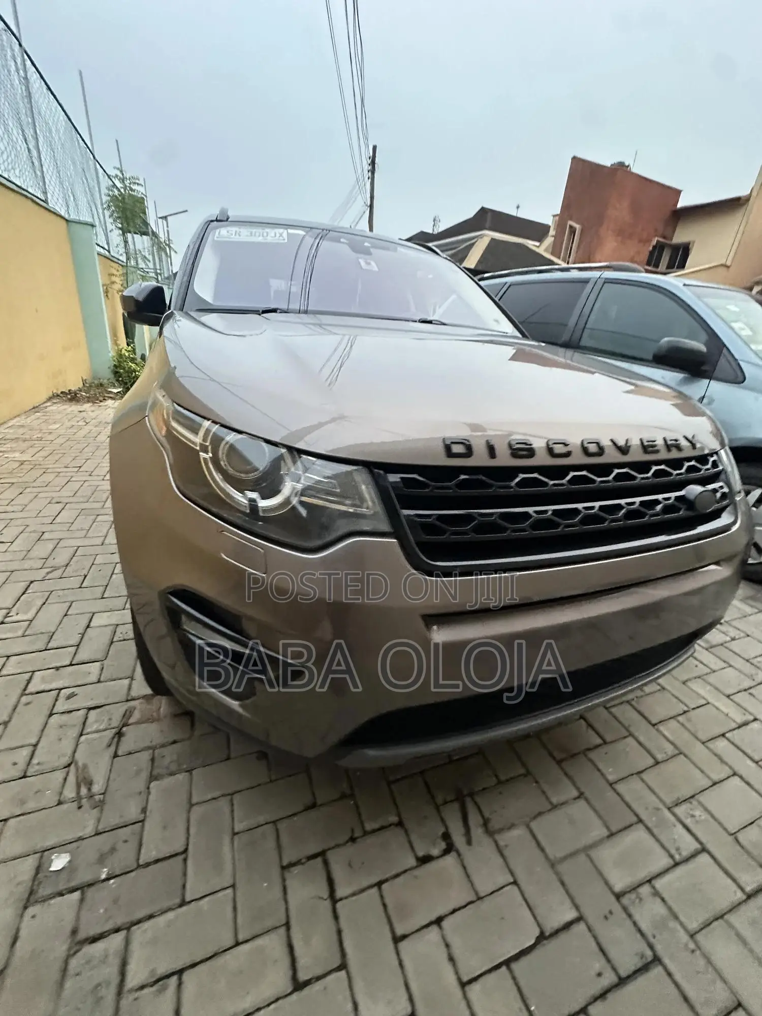 Land Rover Discovery Sport 2017 Brown
