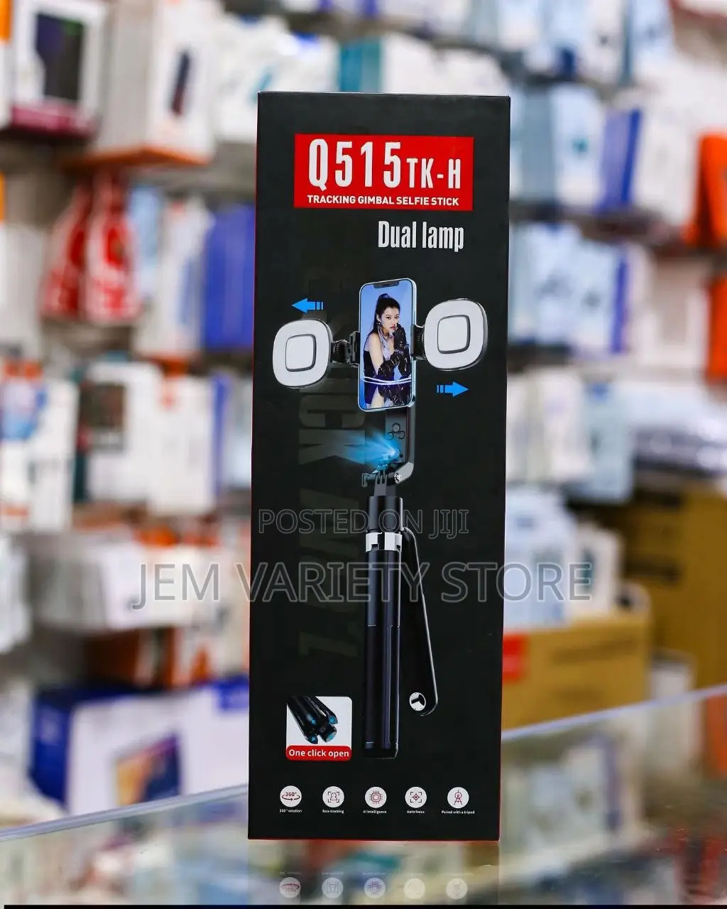 Q515t-H Tracking Gimbal Selfie Stick With 2 Brightest Light