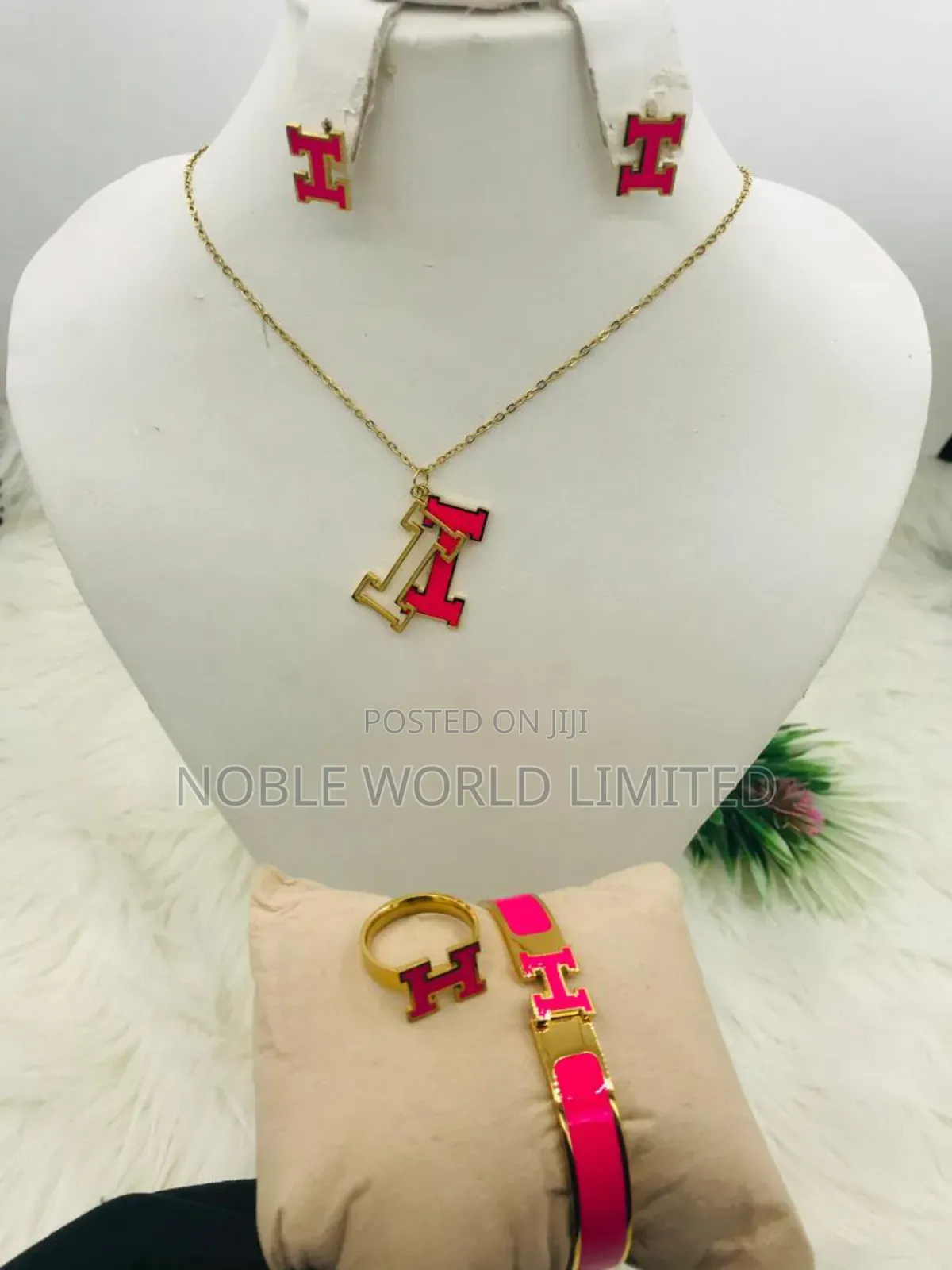 Exquisite Jewelry Sets ( Cka 8g)
