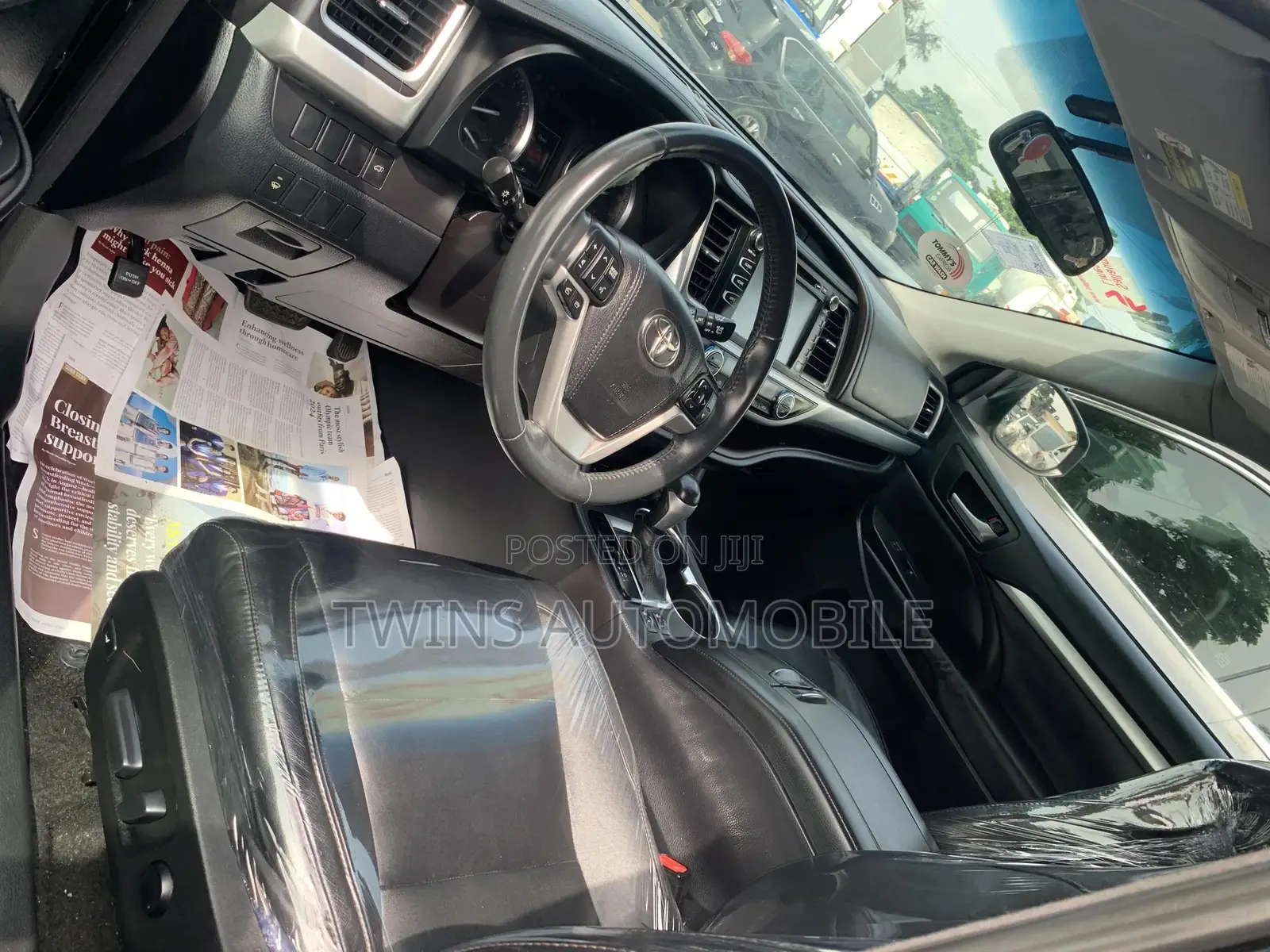 Toyota Highlander XLE 4x4 V6 (3.5L 6cyl 8A) 2017 Black