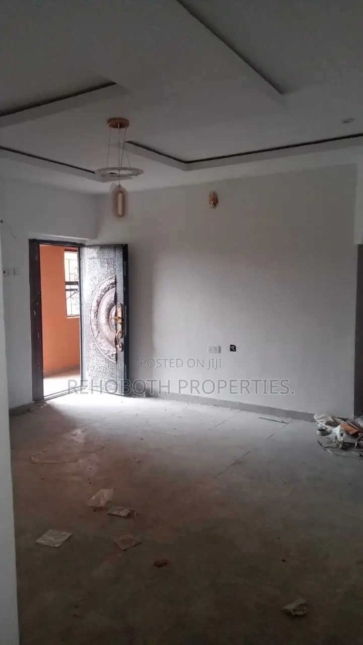 2bdrm Apartment in Ashaka Elebu, Akala Express for rent