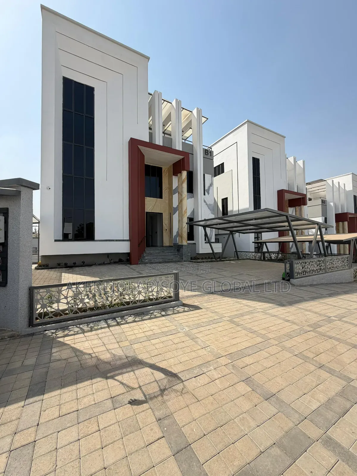 6bdrm Duplex in Guzape Abuja for sale