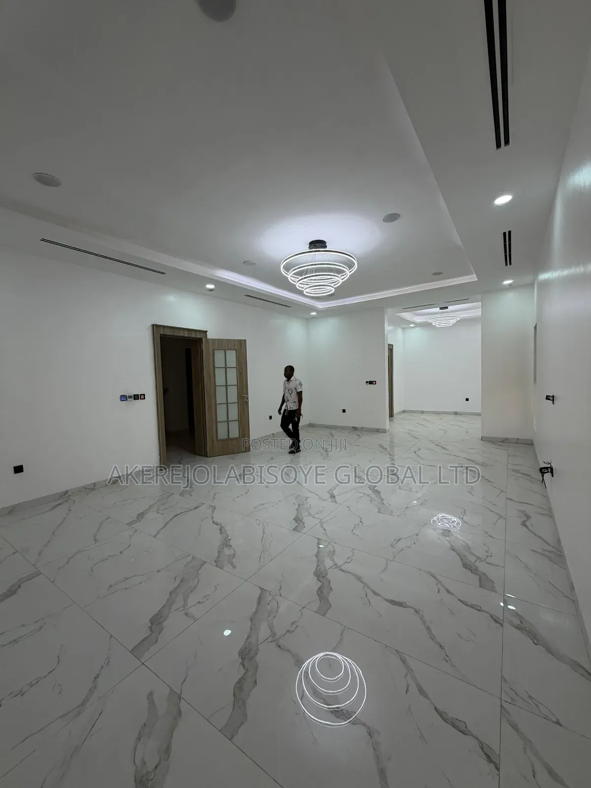 6bdrm Duplex in Guzape Abuja for sale