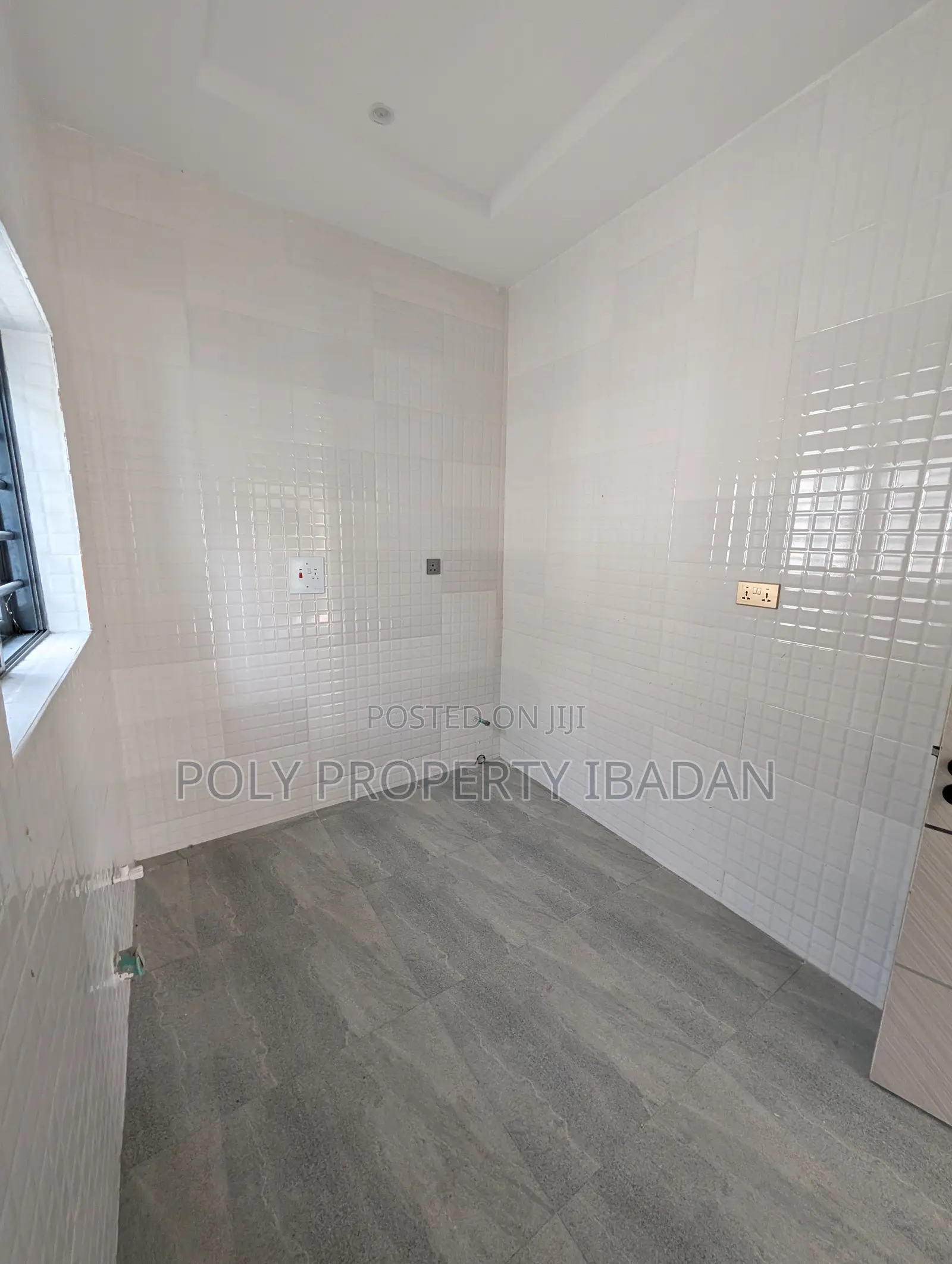 3bdrm Bungalow in Abdulsalam Estate, Ibadan for sale