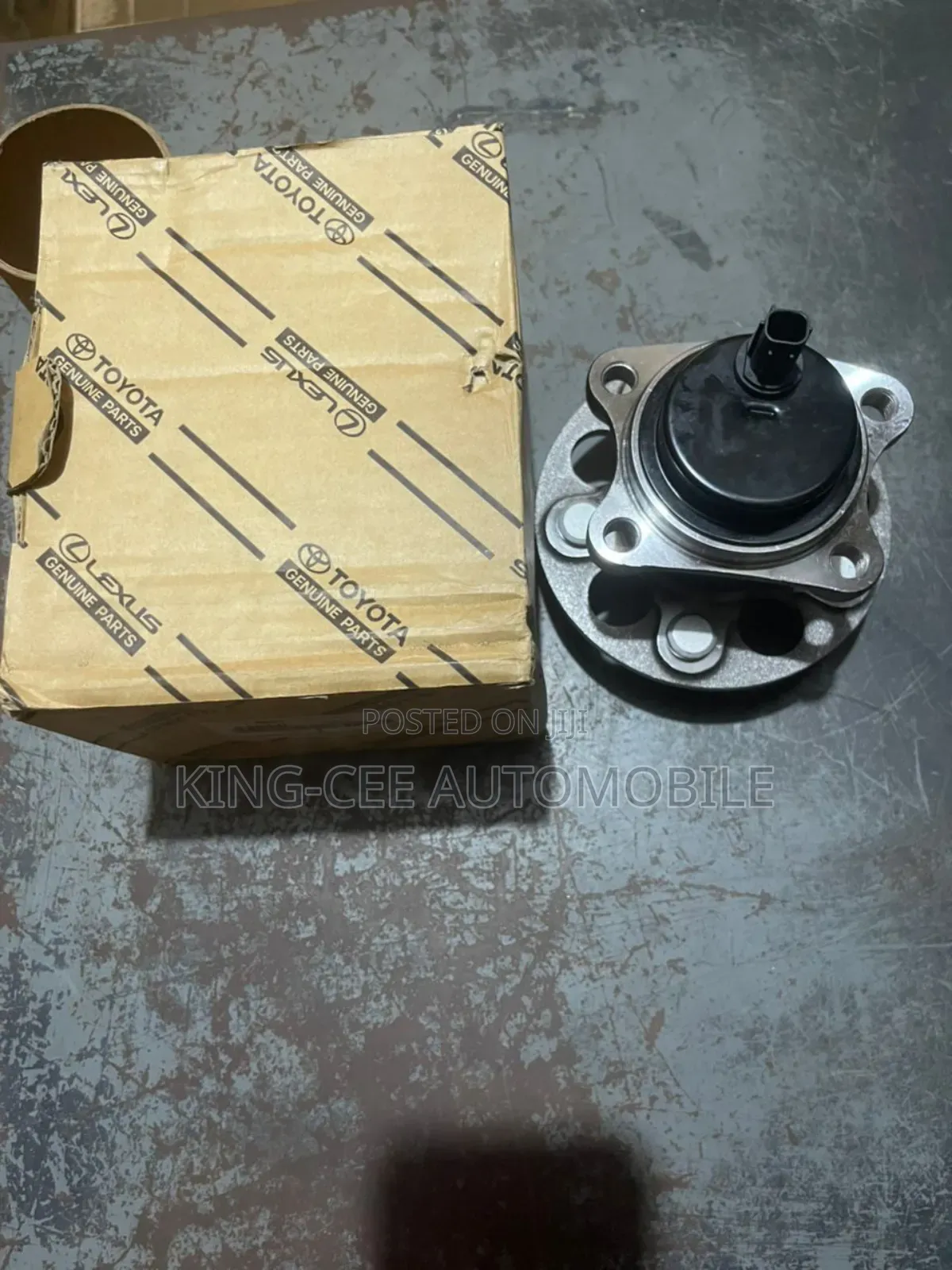 Back Hub Toyota C-Hr