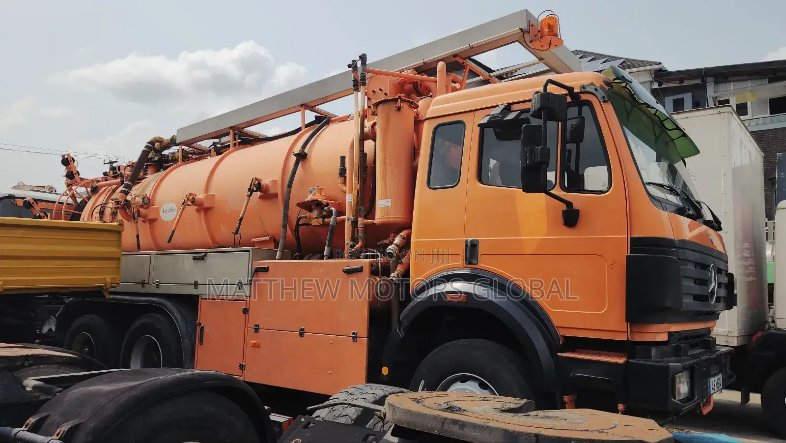 Super Clean Foreign Used Mercedes Benz Sewage Truck